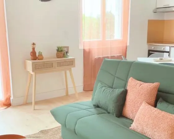 Location T2 rénové et meublé