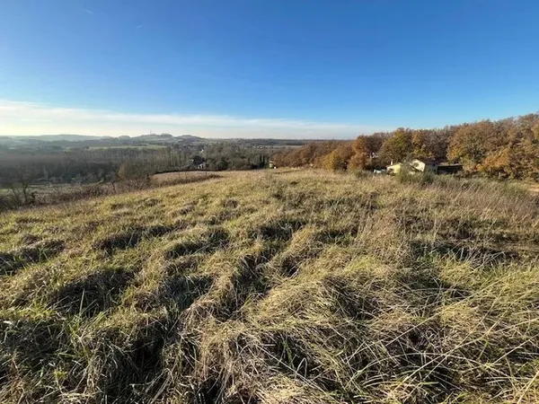 Terrain en individuel 825 m²