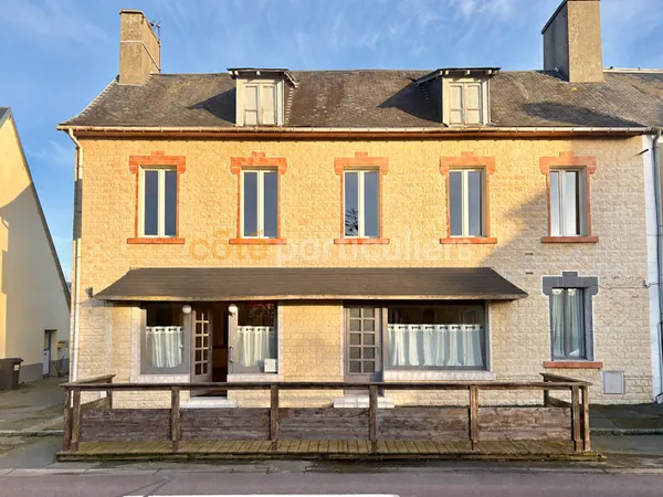 Immeuble Saint Jean De Daye 8 pièce(s)