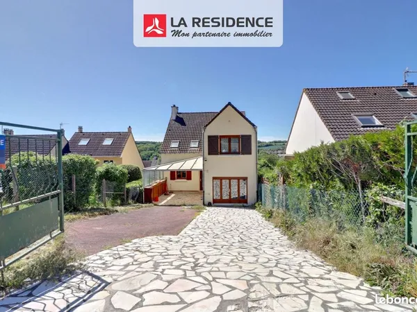 Maison de 8 pièces
