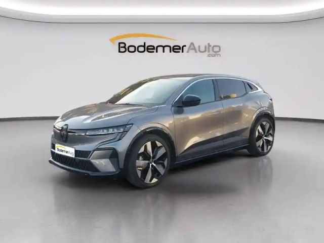 Renault Megane e-tech ev40 130ch standard charge — photo 1