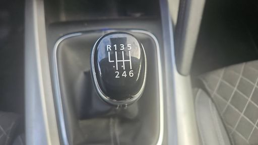 Renault Kadjar 1.3 TCe 140 - Black Edition – 2019 – 134921 km – Essence – Boîte Manuelle — photo 8