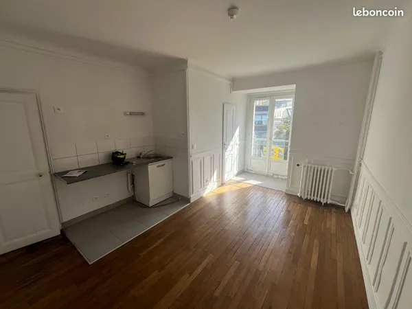 Studio à louer Paris 10