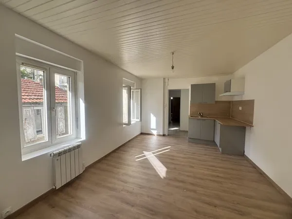 VALENCE CHATEAUVERT - STUDIO + APPARTEMENT 2 PIECES