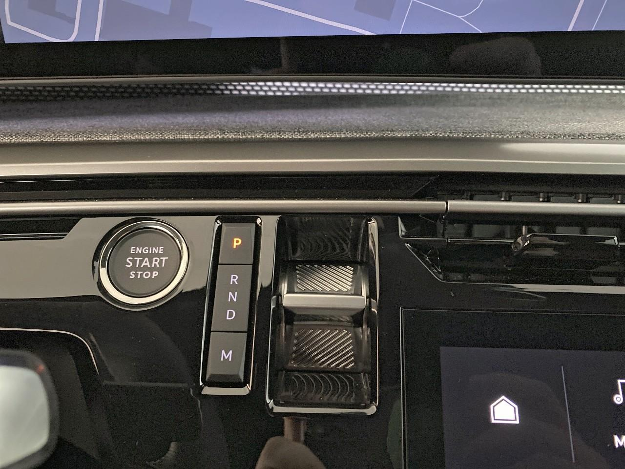 Peugeot 3008 hybrid 145 e-dcs6 gt — photo 15