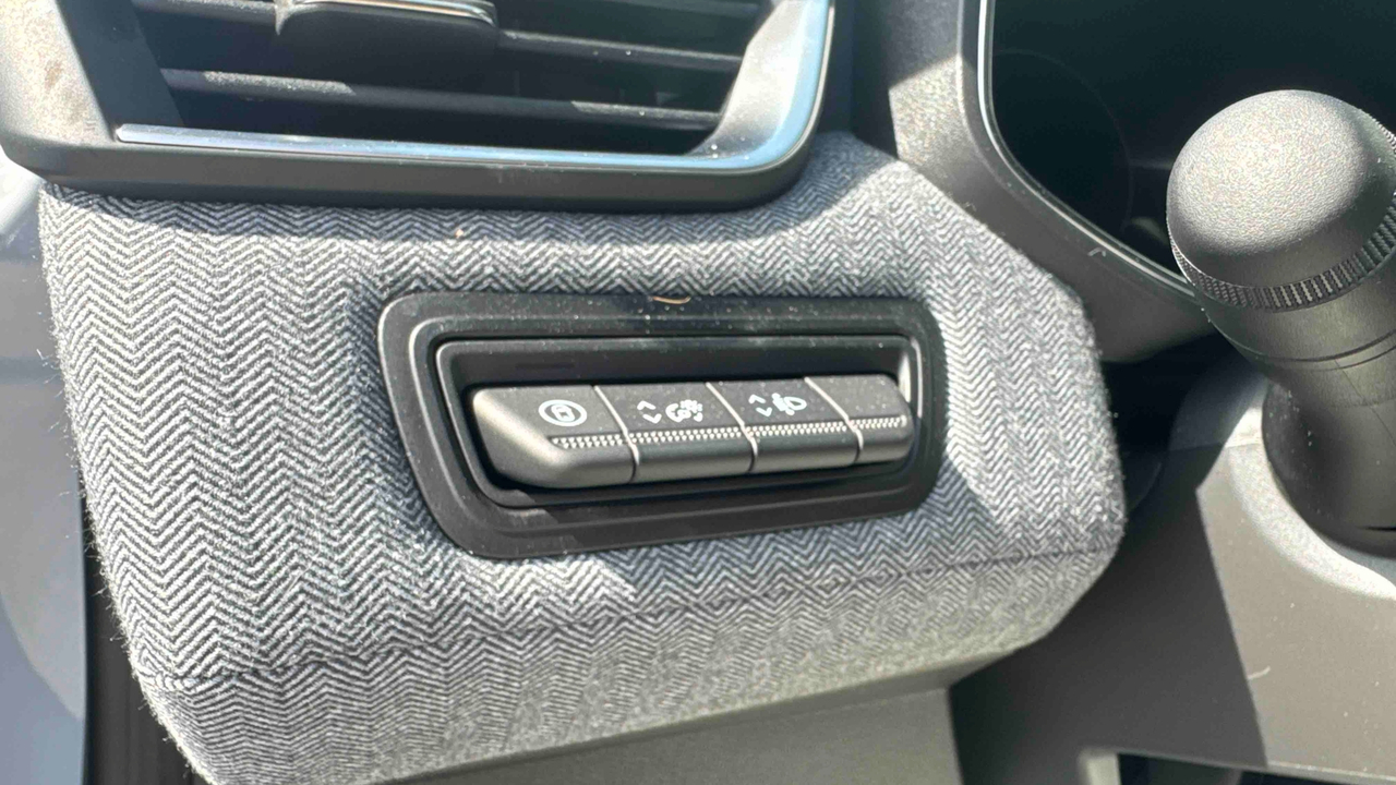 Renault Clio TCe 90 ch GSR2 — photo 18