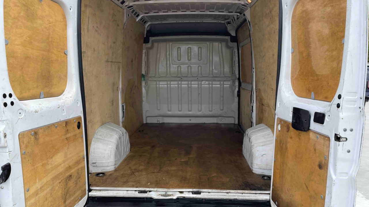 Citroen JUMPER TOLE 30 L2H2 BLUEHDi 120 S&amp;S BVM6 — photo 13