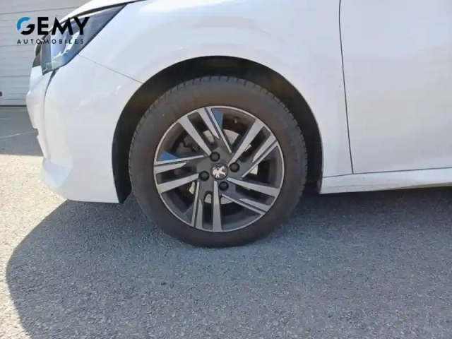 Peugeot 208 puretech 100 s&amp;s bvm6 — photo 11