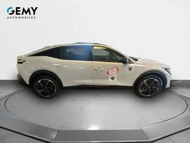 Peugeot 408 electrique 58 kwh 210 ch — photo 4