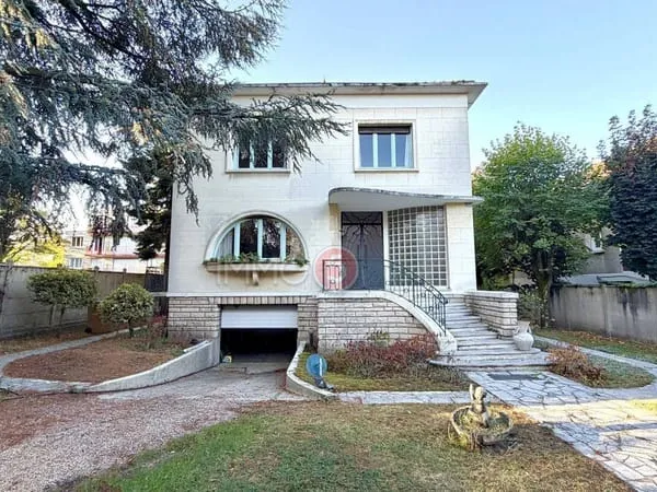 Maison 7 pièces 180 m²