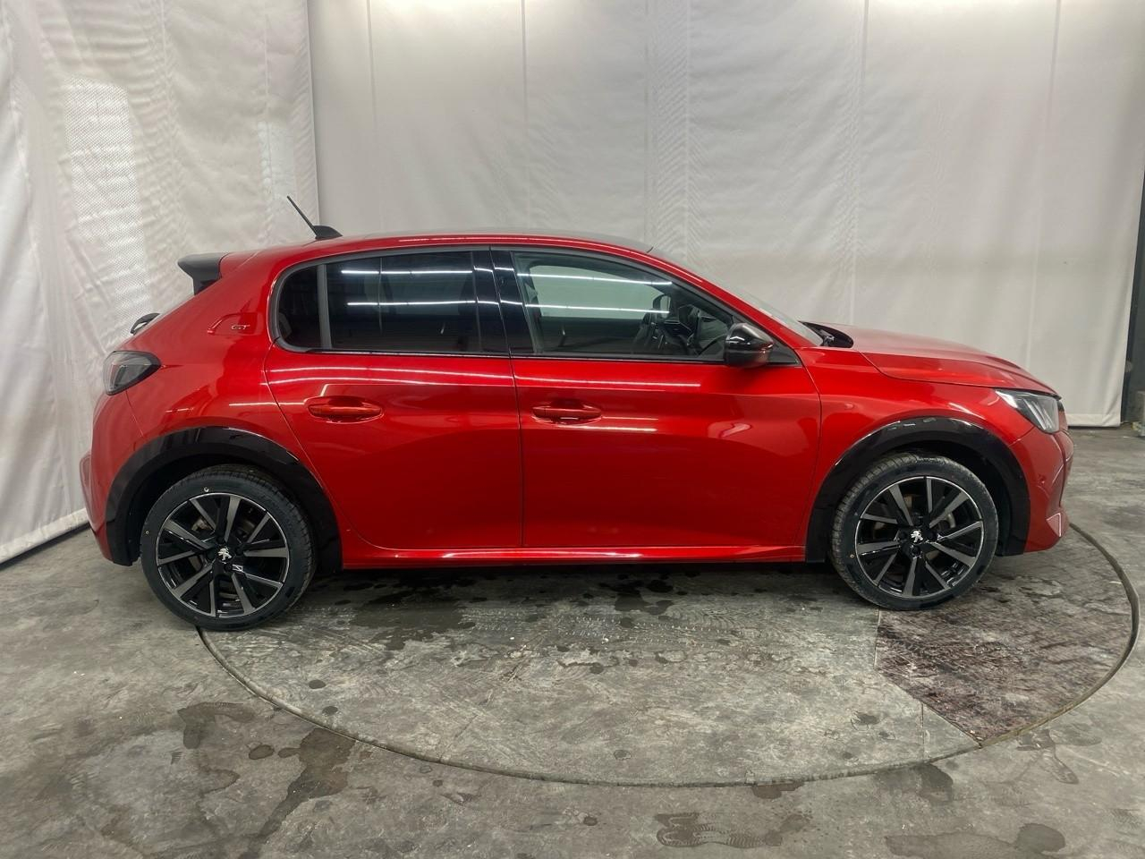 Peugeot 208 puretech 100 s&s eat8 gt pack — photo 6