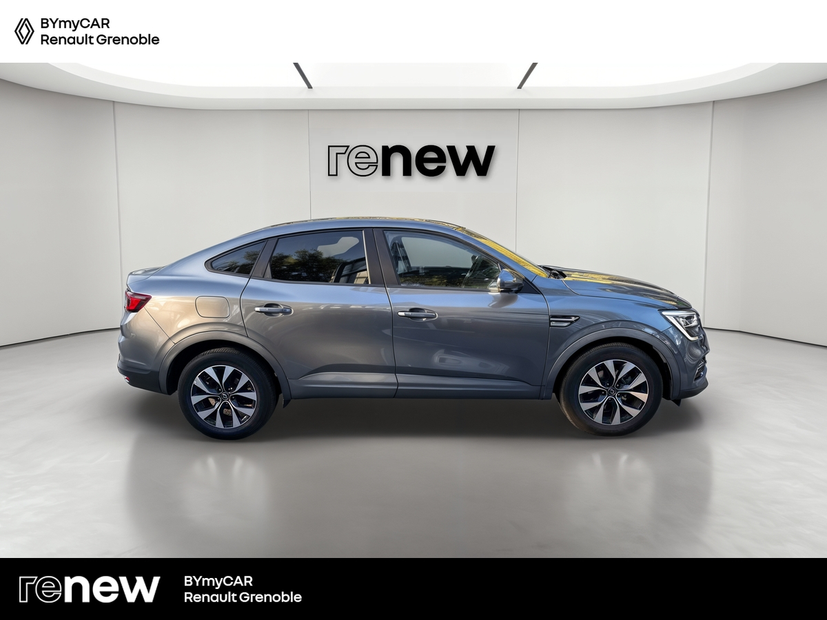 Renault Arkana E-Tech hybride 145 - 22 — photo 6