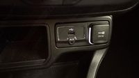 Jeep Renegade 1.0 GSE T3 120ch Quiksilver Edition — photo 30