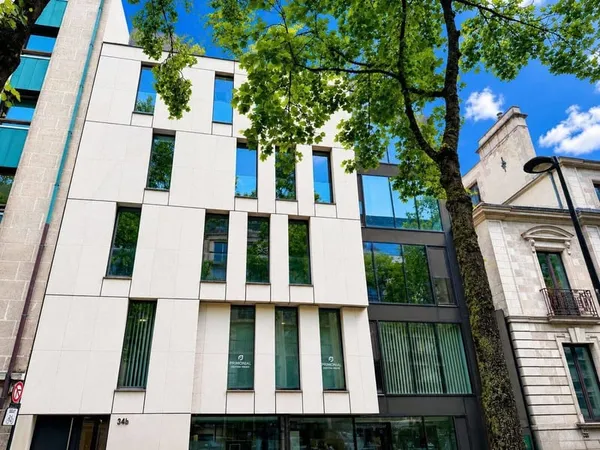 Bureaux 212 m²