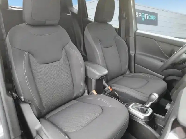 Jeep Renegade 1.3 turbo t4 190 ch phev at6 4xe eawd edition limitee central park — photo 9