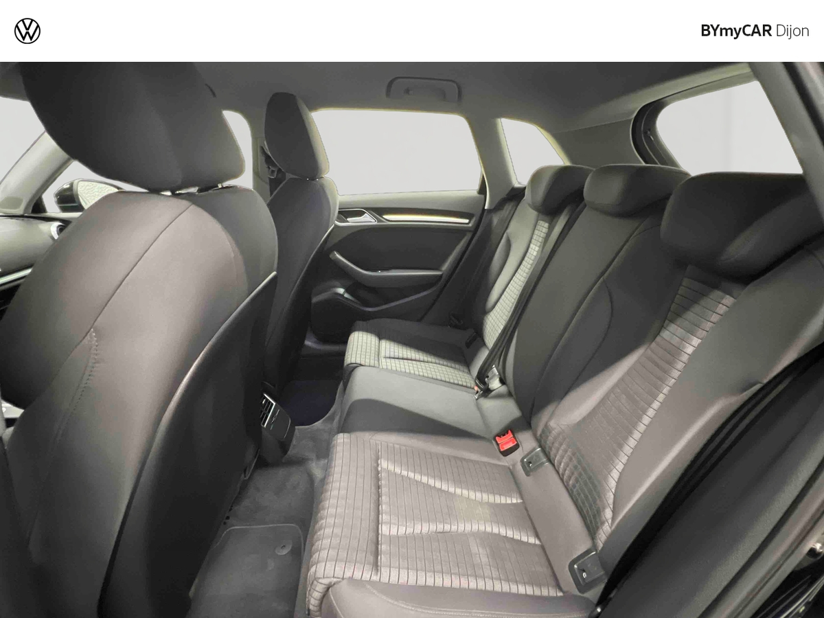Audi A3 Sportback 40 TFSI 190 S tronic 7 — photo 12