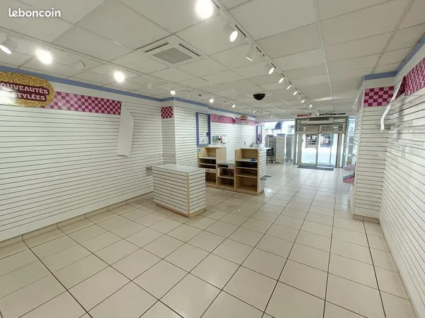 Local Commercial - Emplacement N°1