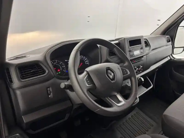 Renault Master fgn trac f3500 l3h3 blue dci 135 — photo 10