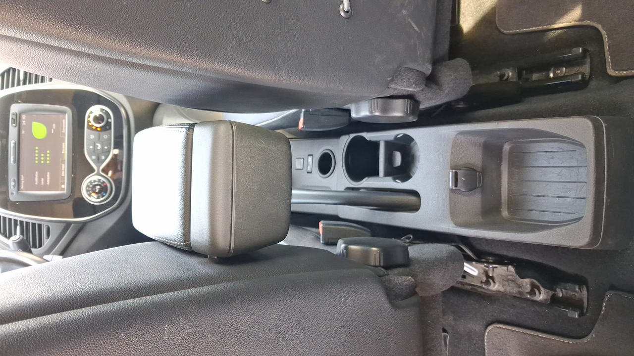 Renault Captur TCe 120 Energy — photo 52