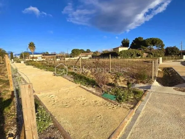 Terrain 723 m² Gignac