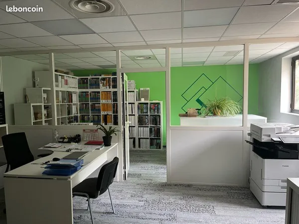 Bureaux espace de travail partagé