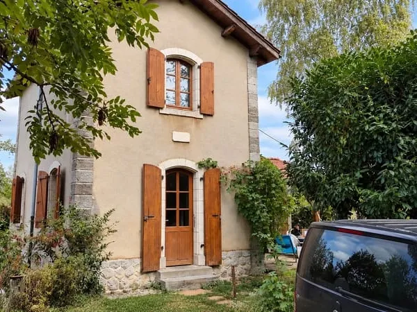 Charmante maison rénovée à Lescure