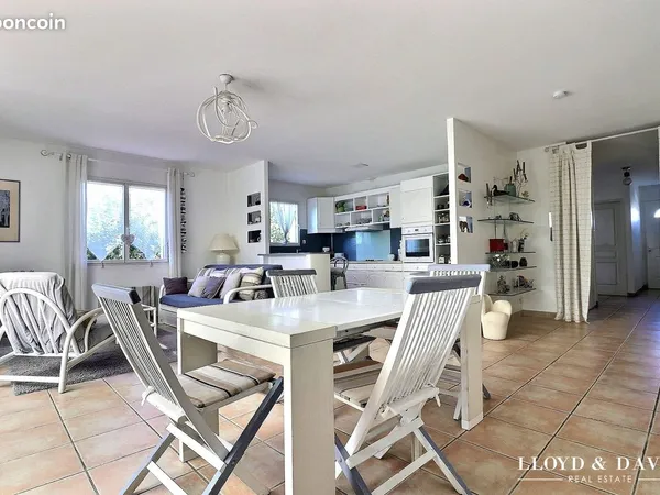 Villa 4 pièces 96 m²