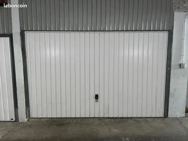 Garage/box 18 m² Voiron