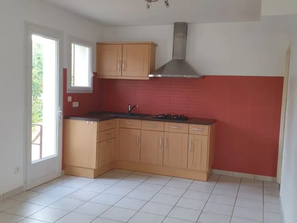 Maison Location Niort 3p 72m² 732€
