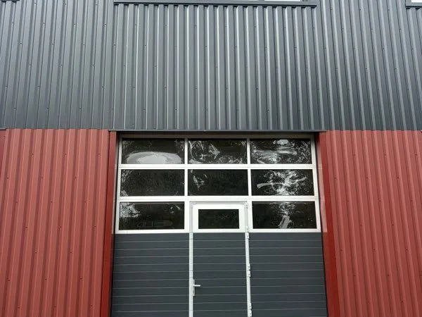 Cellule artisanale 140m2 NEUVE , Montmerle sur Saône (01)