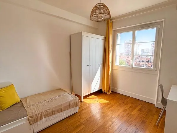 Colocation chambre meublée dans appartement entièrement rénové - Place Wilson