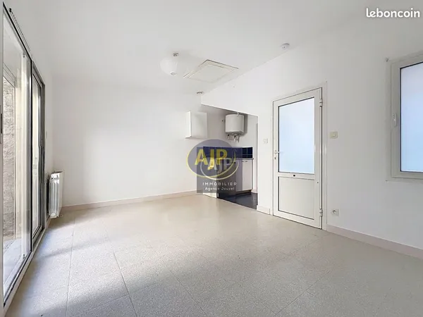 Studio 1 pièce 16 m²