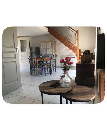 Loue jolie petit maison contrat étudiant ou contrat mobilité avec 2 chambres