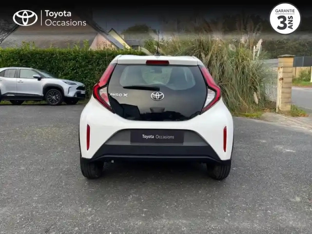 Toyota Aygo X 1.0 vvt-i 72ch dynamic my23 — photo 4