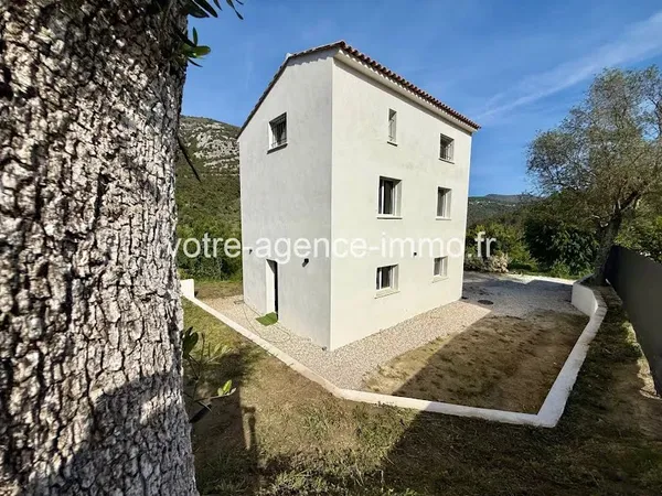 Maison 5 pièces 125 m²