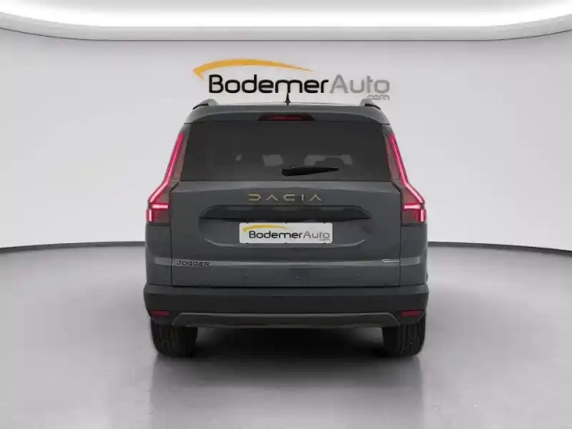 Dacia Jogger tce 110 7 pl — photo 13