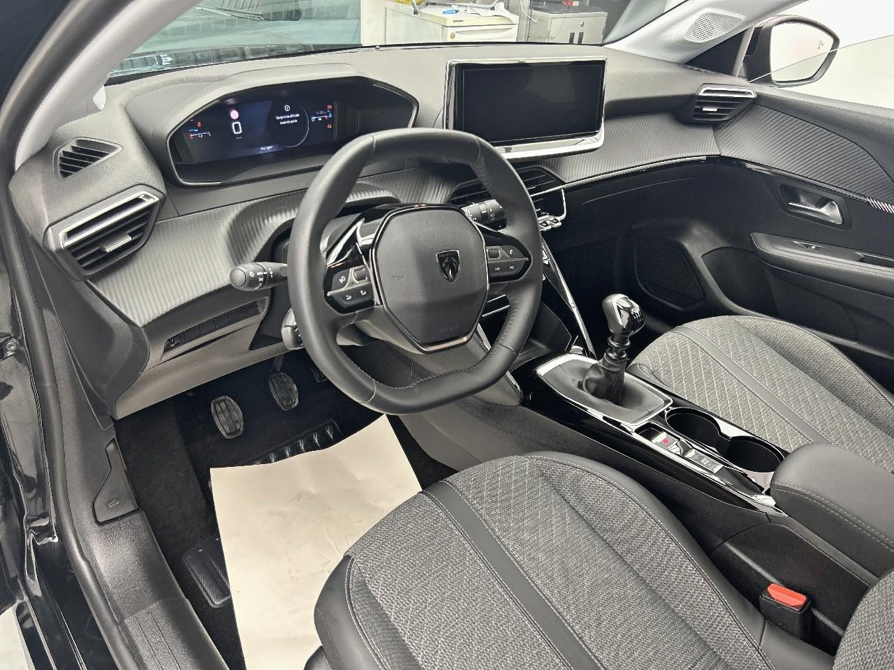 Peugeot 208 100 s&s bvm6 allure — photo 9