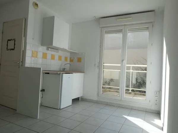 Studio 1 pièce 19 m²