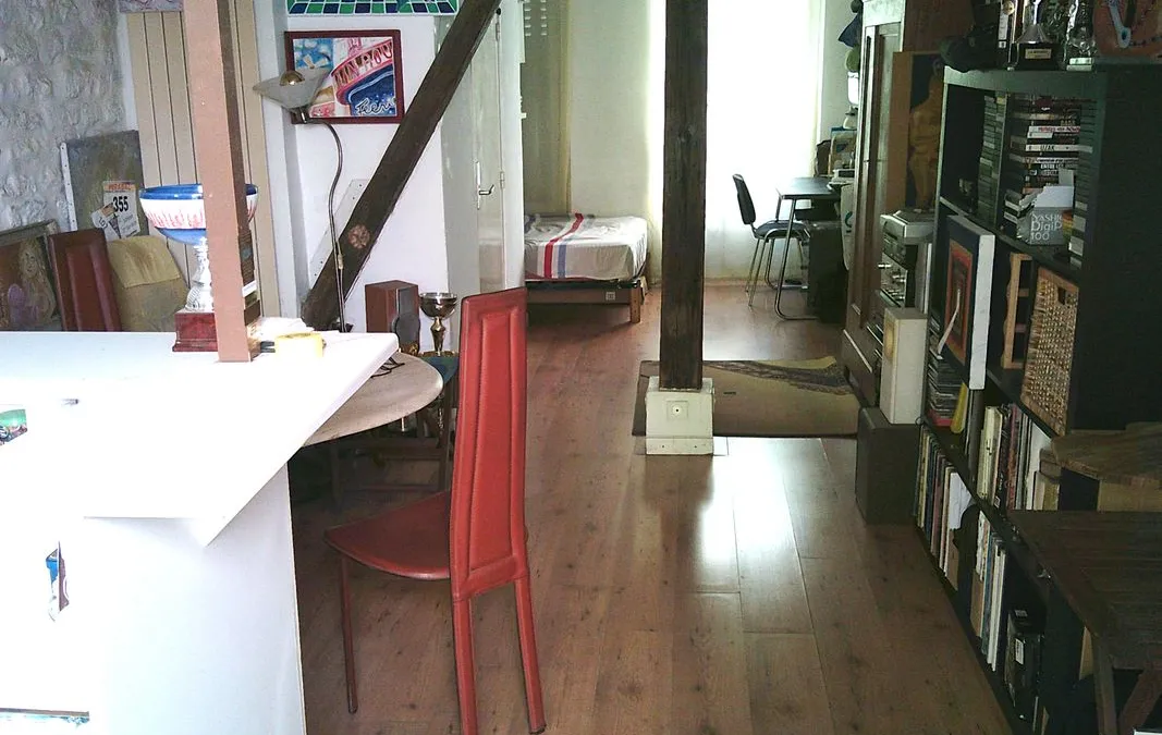 Photo 1