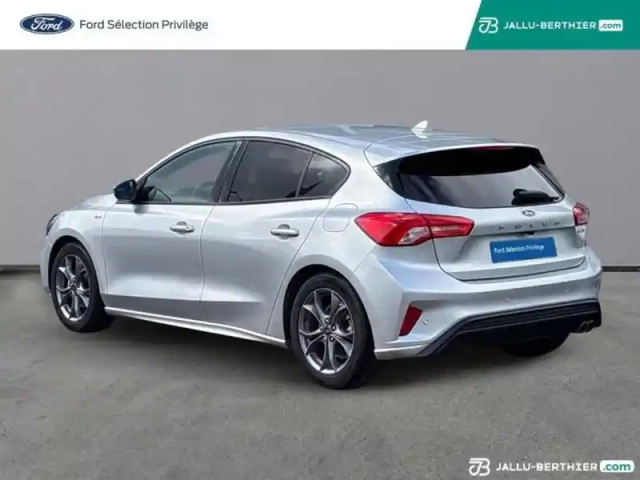 Ford Focus 1.0 ecoboost 125ch st-line — photo 4