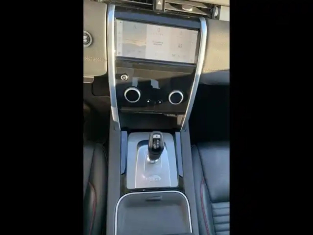 Land Rover Discovery Sport p300e r-dynamic s awd bva — photo 11