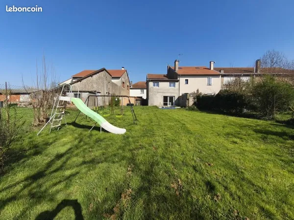Maison de village 3 pièces 90 m²