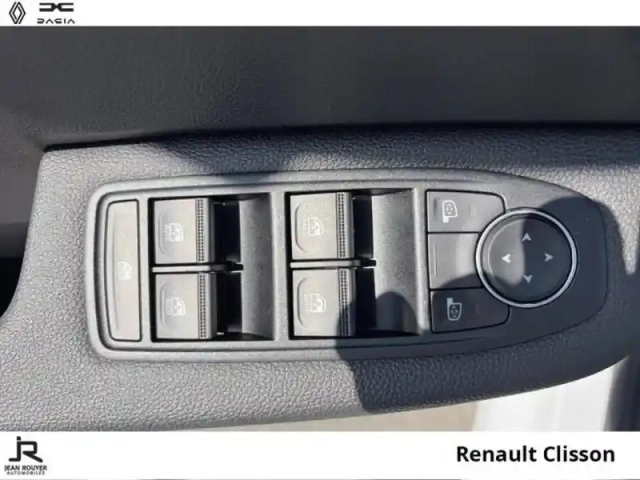 Renault Clio 1.5 dci 100ch evolution — photo 14