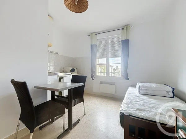 Appartement 1 pièce 14 m²
