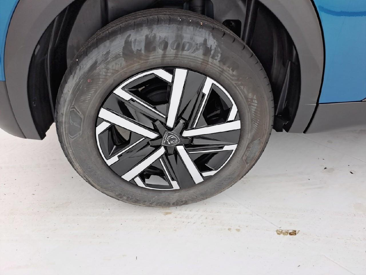 Peugeot 2008 100 s&s bvm6 style — photo 18