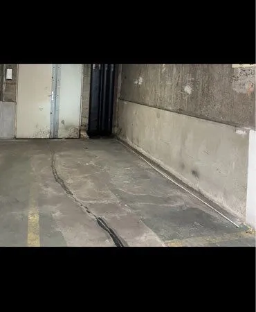 Location parking partagé moto/scootee