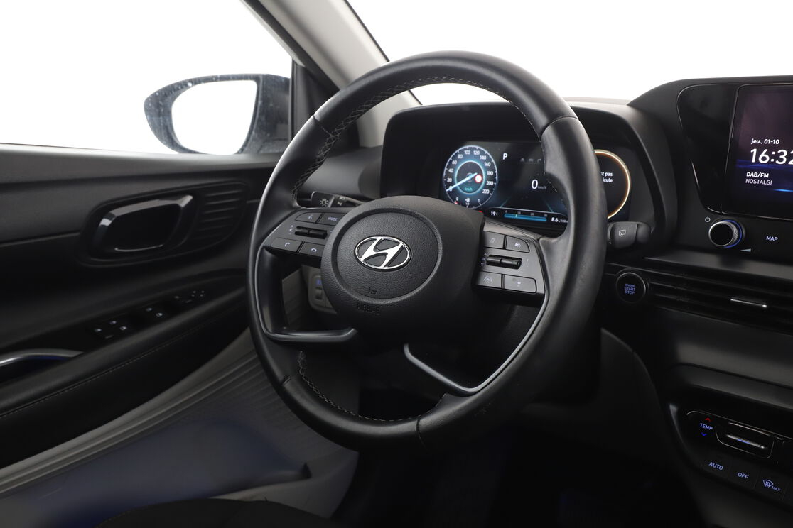 Hyundai i20 1.0 T-GDi Hybrid 48V Executive DCT-7 — photo 12