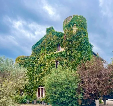 Studio dans un château