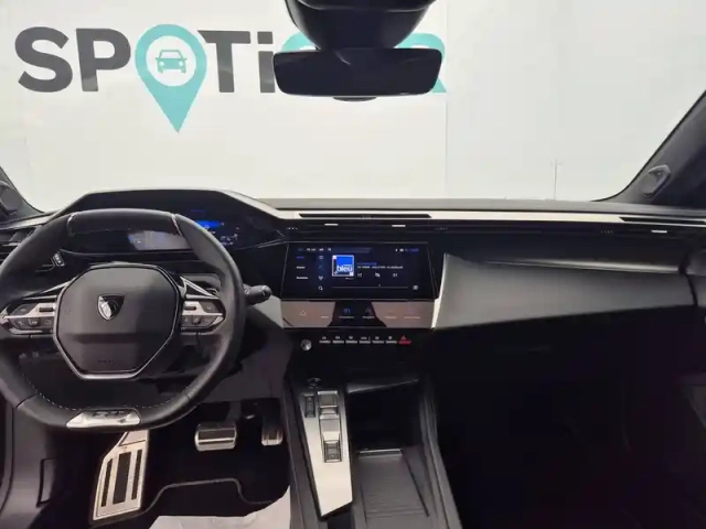 Peugeot 408 phev 225 e-eat8 — photo 8