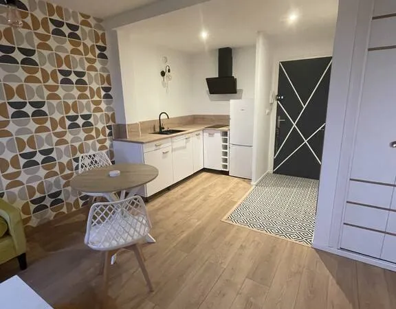 Studio 1 pièce 28 m²